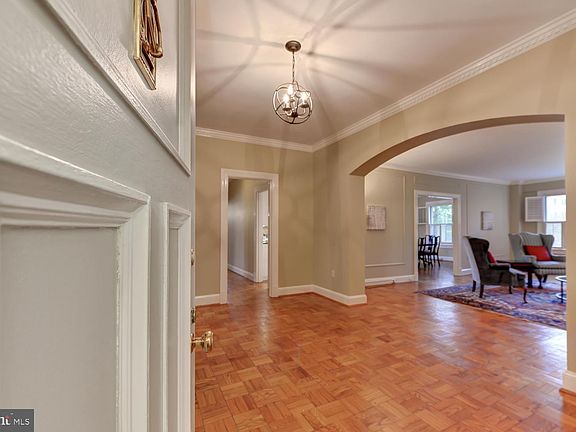 3rd image of 4000 Cathedral Ave NW APT 152B