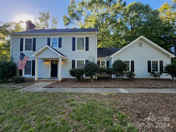 403 Tasse Pl, Charlotte, NC 28262