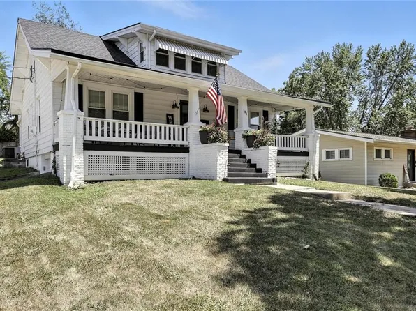 101 S Fairview Ave, Liberty, MO 64068