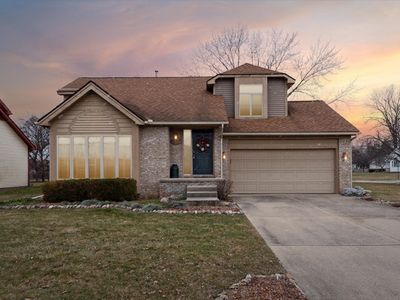 14635 Lyons St, Livonia, MI, 48154