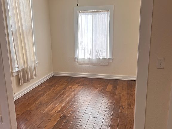 2nd image of 2662 Boston Ave