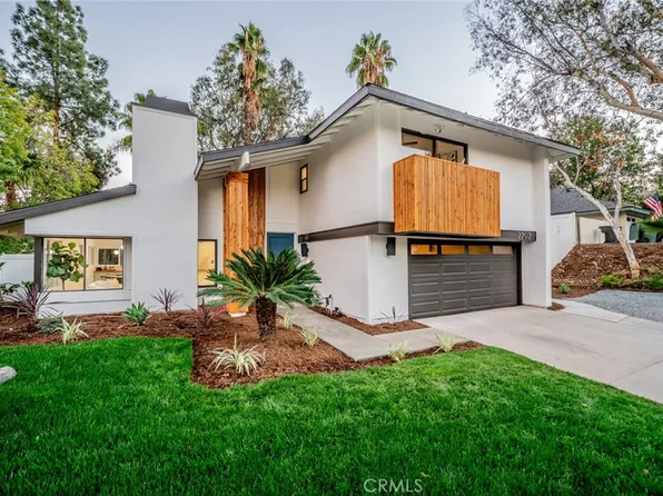 2202 Black Oak Pl, Riverside, CA 92506