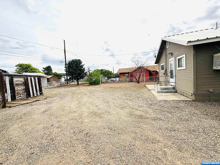 Listing photo 5