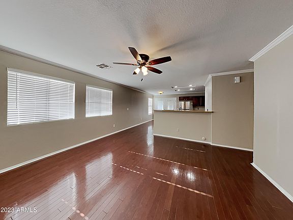 5th image of 5231 E FLORIAN Avenue
