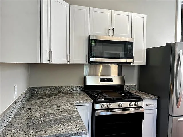 4435 Loyola Ave — Photo 18