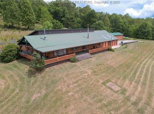 3815 Sugar Creek Rd, Kenna, WV 25248
