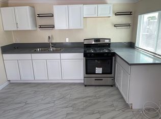 4552 Denver St, Montclair, CA 91763