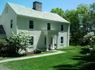 45 Kenmore Rd, Bloomfield, CT 06002