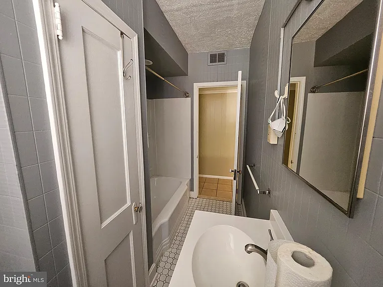 116 Haddon Ave — Photo 8