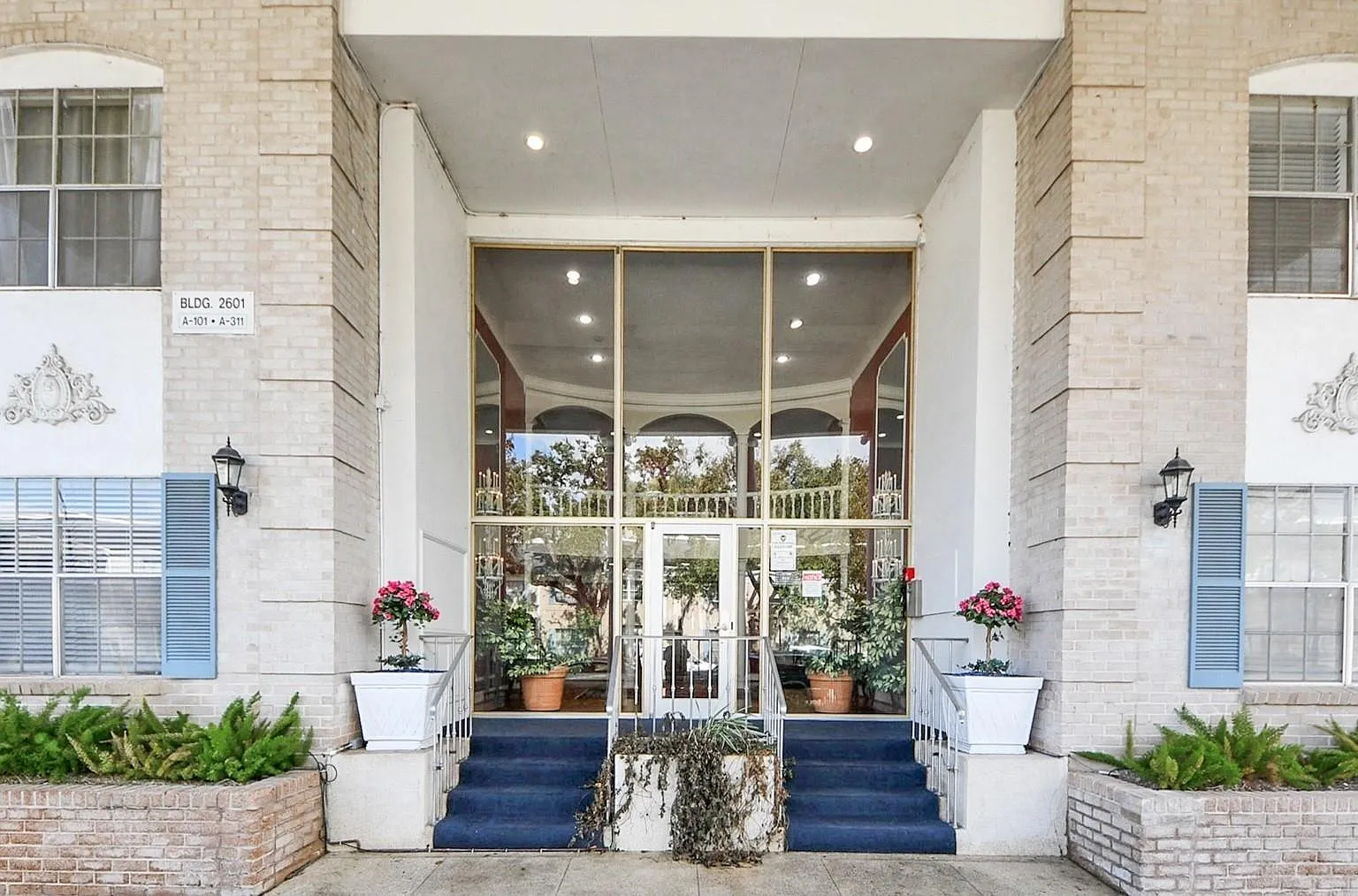 1 bed, 1.0 bath, 744 sqft, $1,250 — Photo 4