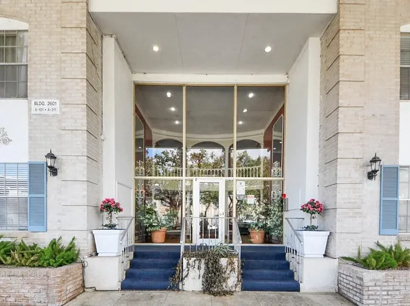 2601 Bellefontaine St APT C104, Houston, TX 77025