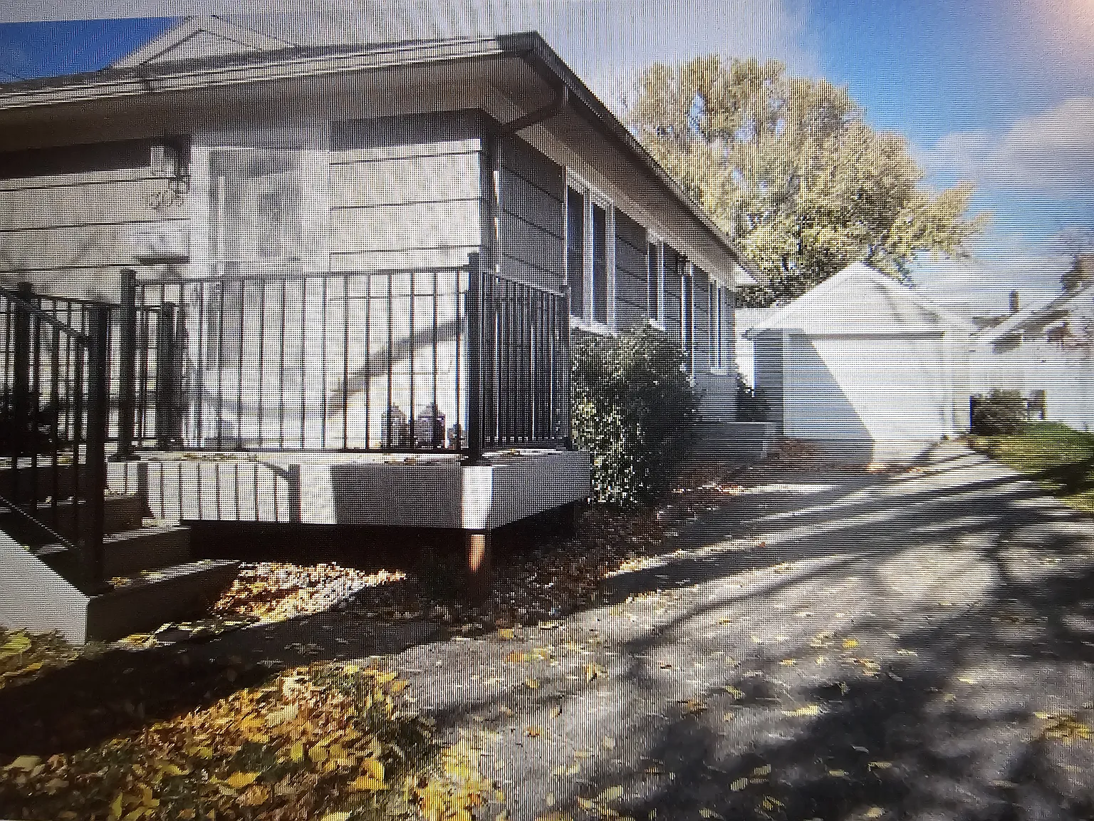 3 bed, 2100 sqft, $3,100 — Photo 1