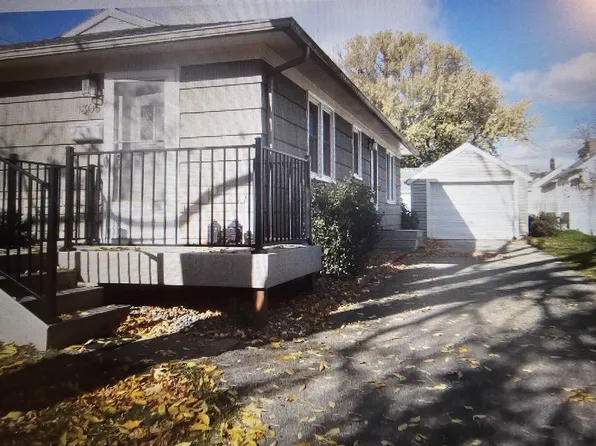 1305 7th St NE, Rochester, MN 55906