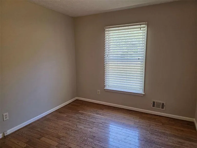 1695 Underwood Dr SE — Photo 11