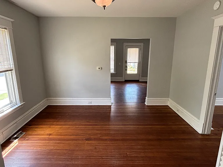 344 Diamond Ave NE #1 — Photo 3