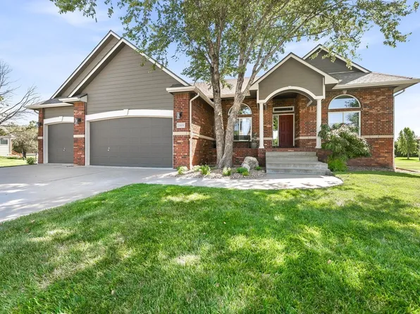 15031 W Shadow Lakes Ct, Wichita, KS 67223