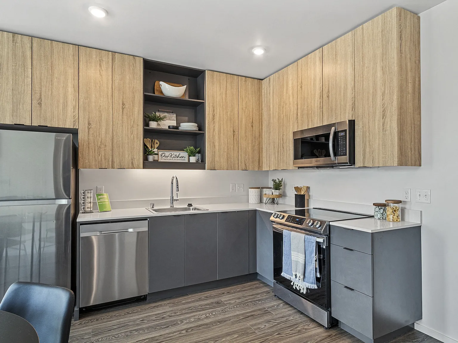 Boxcar Apartments — Photo 3