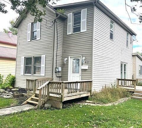 2nd image of 262 Chicago Ave