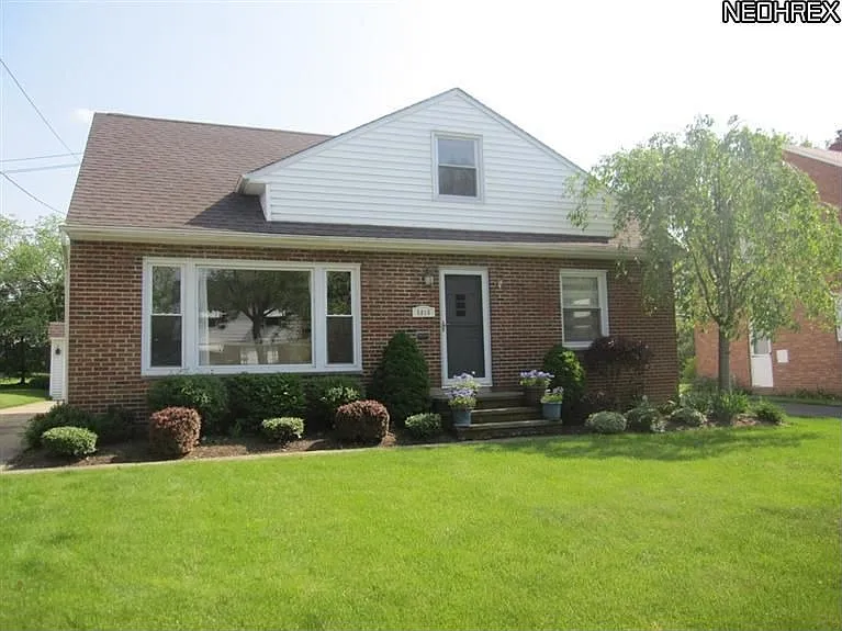 5016 Oakland Dr photo 1
