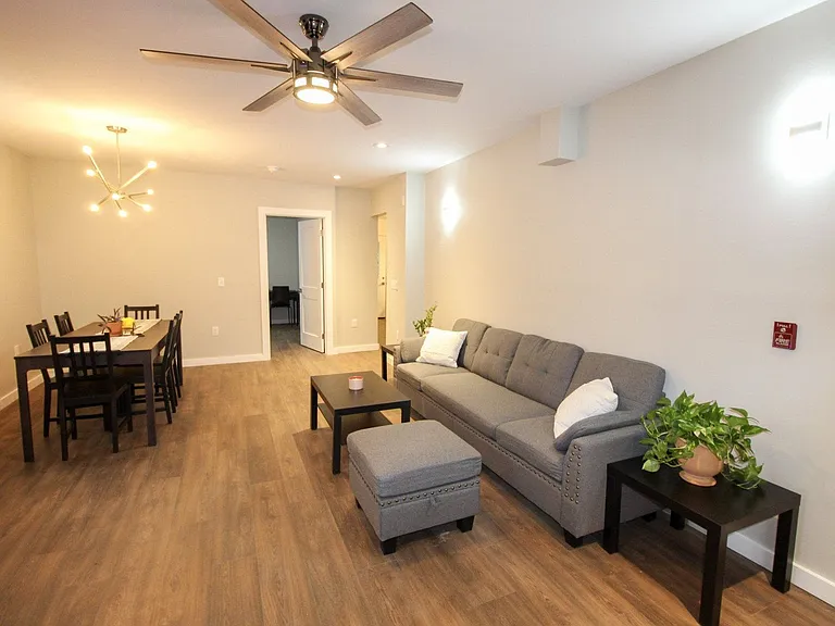522 Stewart Ave — Photo 98
