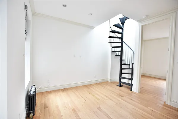 Rented by Bold New York | media 19