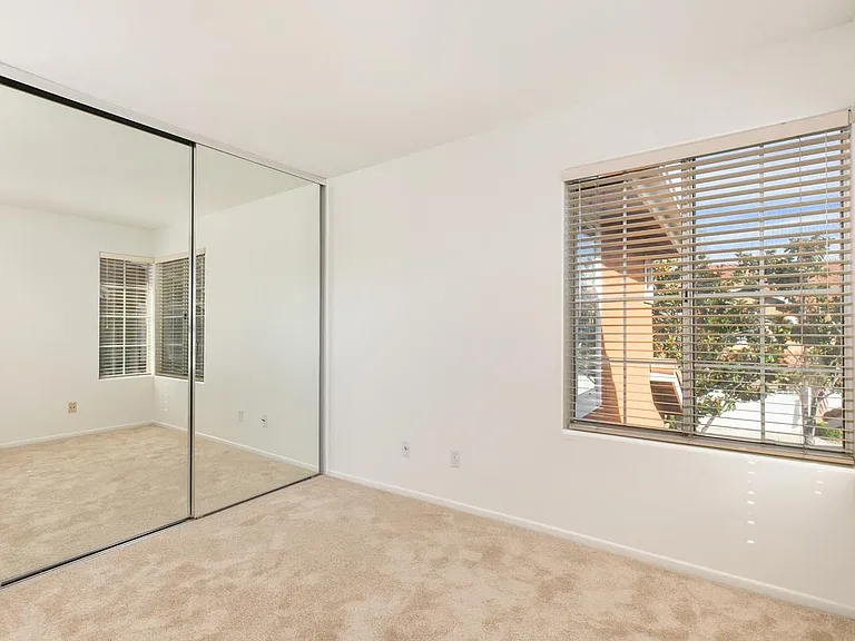 132 Matisse Cir — Photo 24
