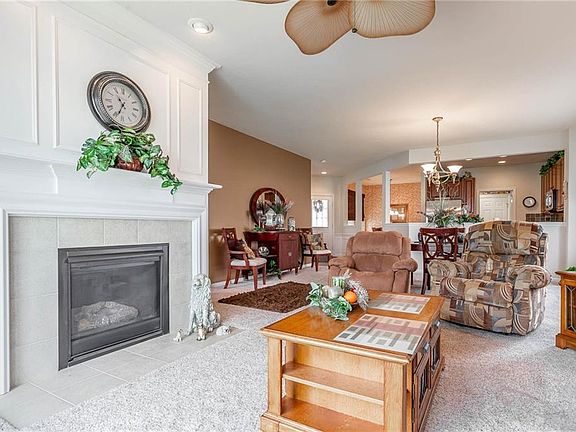 5th image of 9328 Asbury Ln