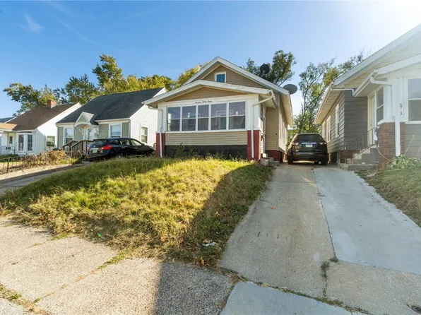 1937 Higley Ave SE, Cedar Rapids, IA 52403