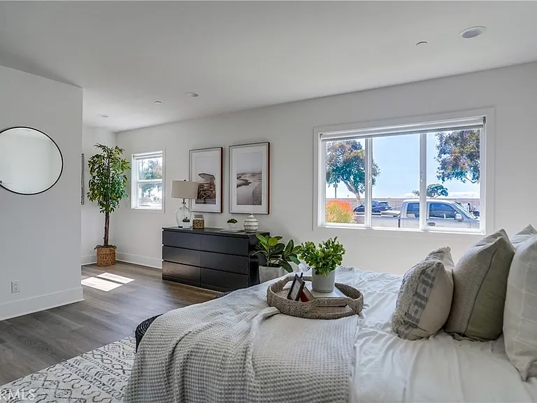 4603 E Ocean Blvd — Photo 42