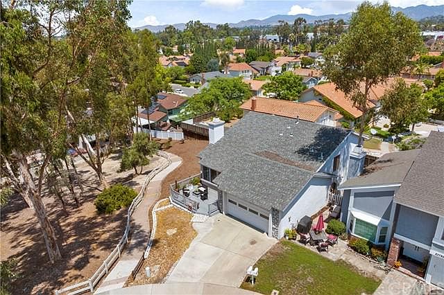 1st image of 23782 Birch Ln