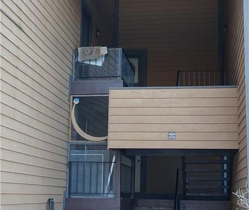 3rd image of 467 Idlewood Blvd