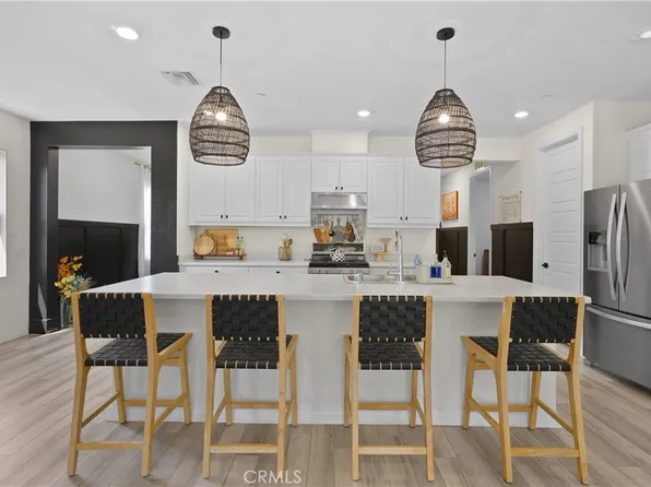 27462 Tyrrhenian Dr, Menifee, CA 92585