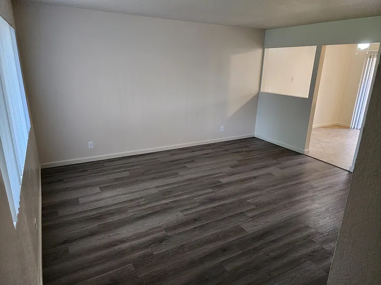3080 Peach Ave — Photo 12