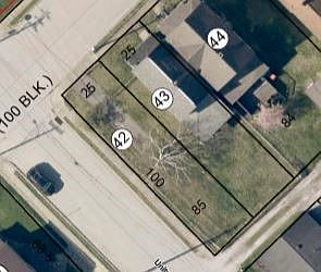 2nd image of 123 Loyalhanna Ave