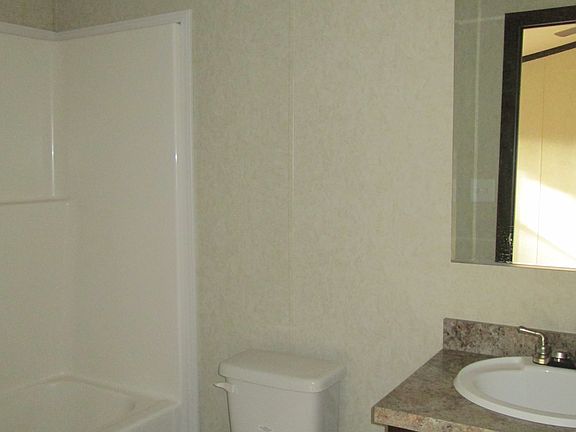 5th image of 26 Loughberry Mobile Home Park
