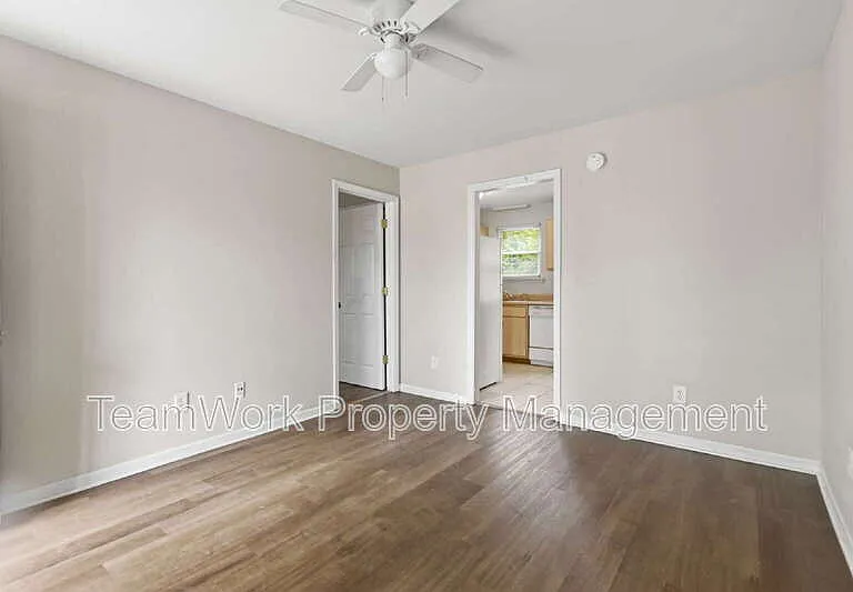 2107 Rondo St #205 — Photo 3
