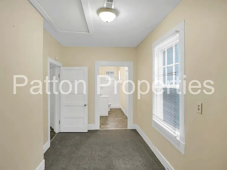 2229 Greene St — Photo 18