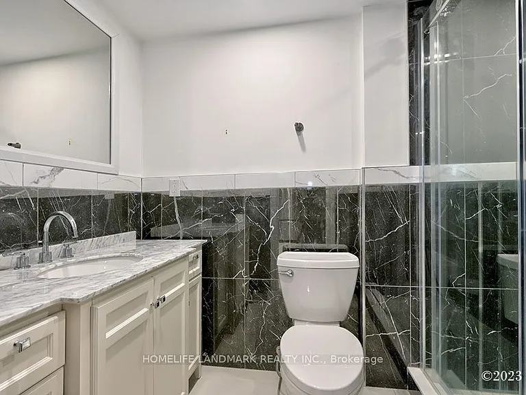 17 Elderslie Cres — Photo 6