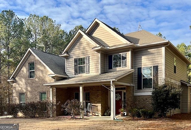 1st image of 33 White Pine Dr