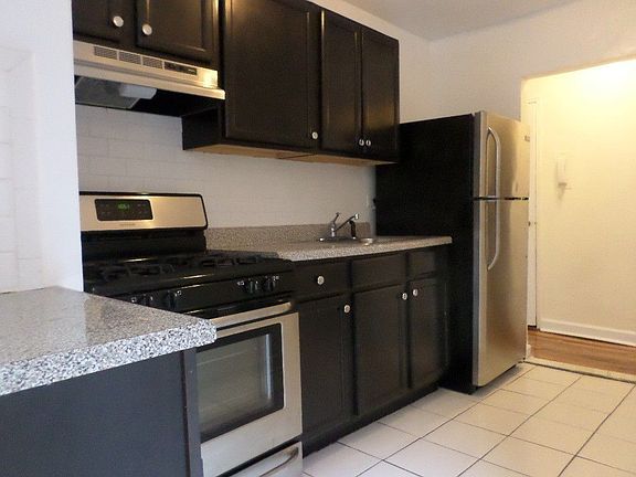 4th image of 1625 Rockaway Pkwy APT 3Z
