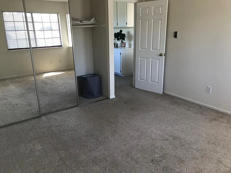 Portsmouth Cv — Photo 3