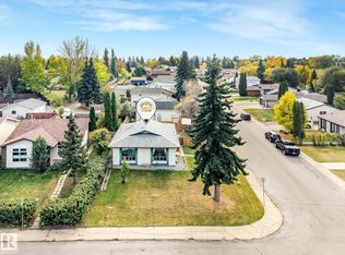 3963 57th St NW, Edmonton, AB T6L 1B5