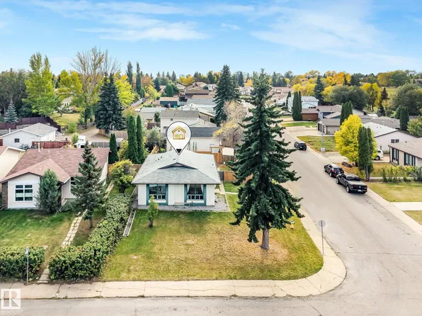 3963 57th St NW, Edmonton, AB T6L 1B5