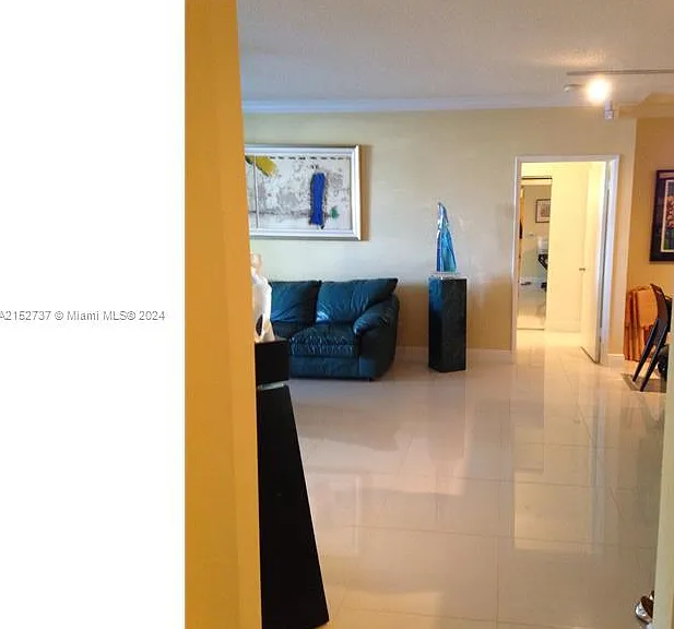19877 E Country Club Dr #3108 — Photo 2