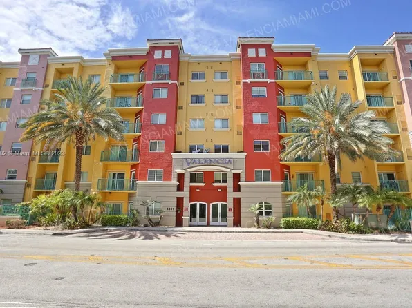 6001 SW 70th St APT 451, South Miami, FL 33143