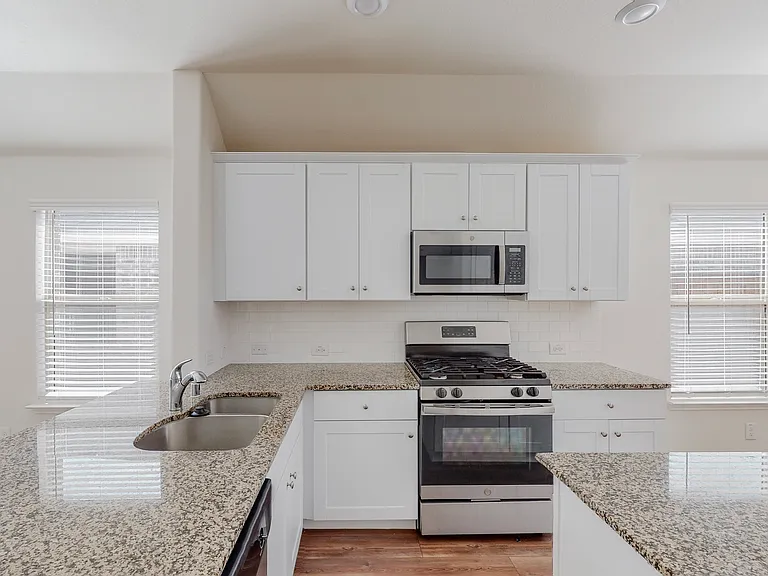 2348 Evening Stone Dr — Photo 24