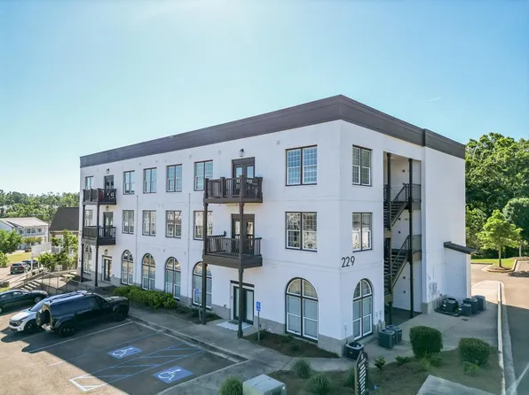 229 Town Center Dr #22, Oxford, MS 38655