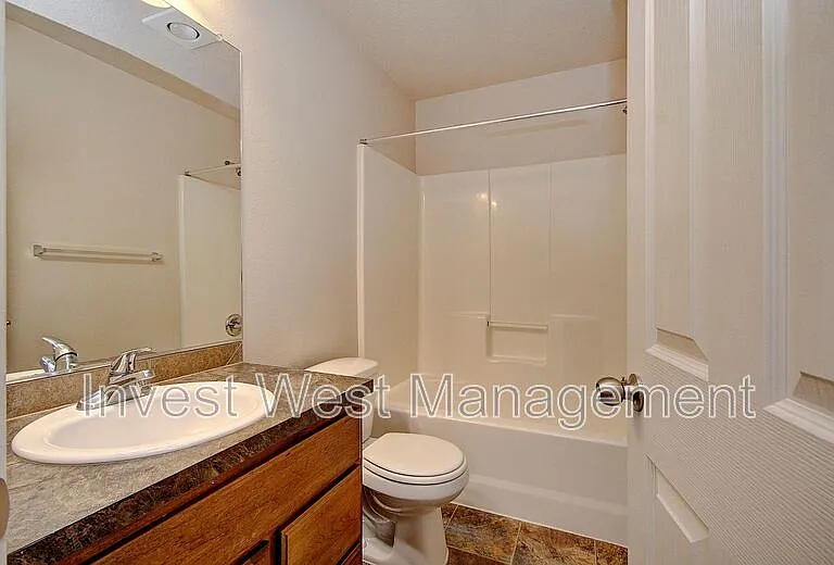 5215 NE 83rd Pl — Photo 20