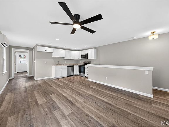 5th image of 206 Waller Ave