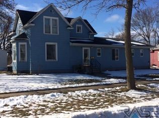 409 E Elm Ave, Flandreau, SD 57028